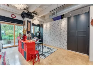 Photo #4: 22330019 Listing 