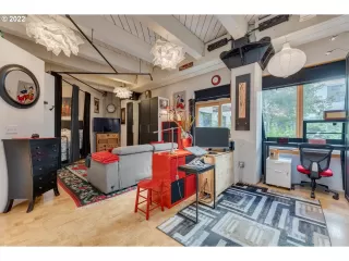 Photo #5: 22330019 Listing 