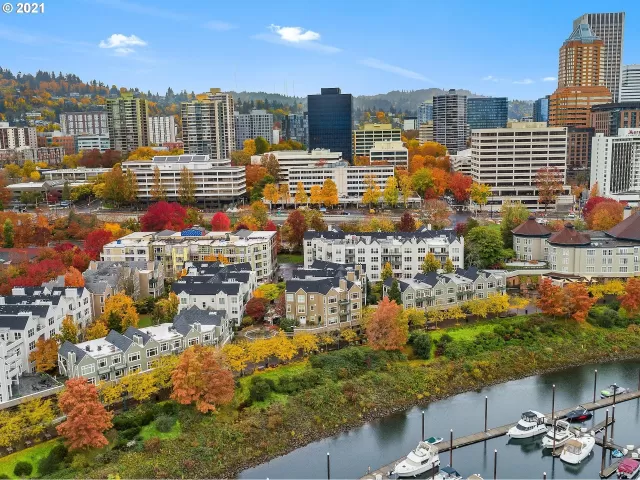 MLS: 22330318 Condo For Sale