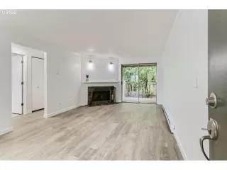 Photo #1: 22332886 Listing 