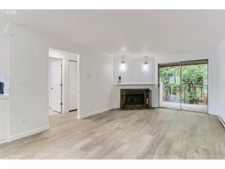 Photo #3: 22332886 Listing 