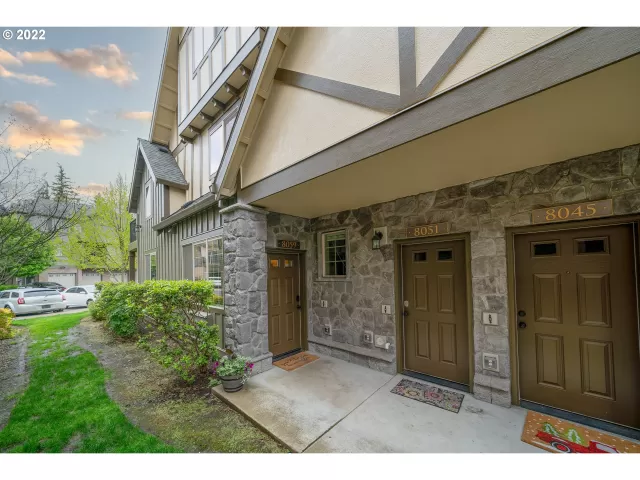 MLS: 22333814 Condo For Sale