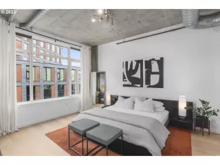 Photo #6: 22334078 Listing