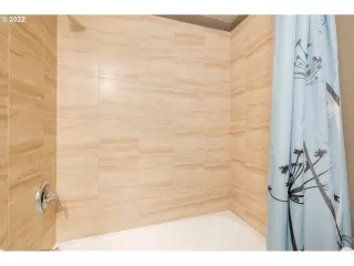 Photo #2: 22334640 Listing 