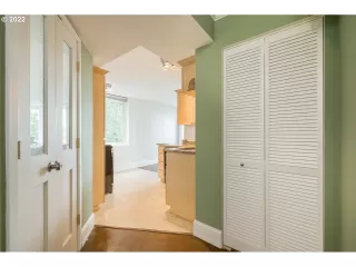 Photo #4: 22334640 Listing 