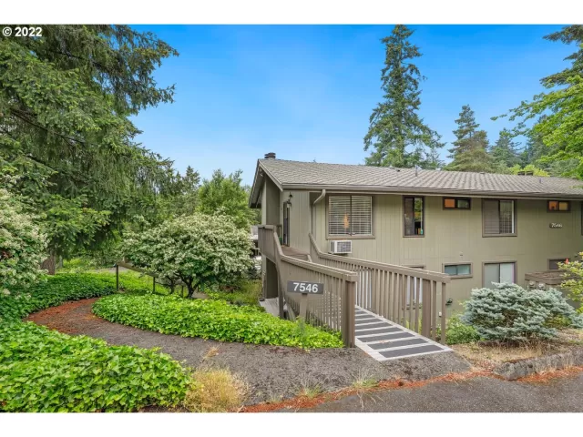 MLS: 22334684 Condo For Sale