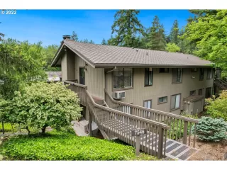 Photo #1: 22334684 Listing