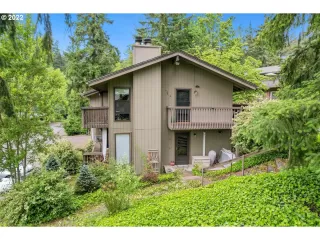 Photo #2: 22334684 Listing