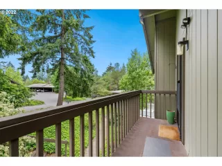 Photo #3: 22334684 Listing