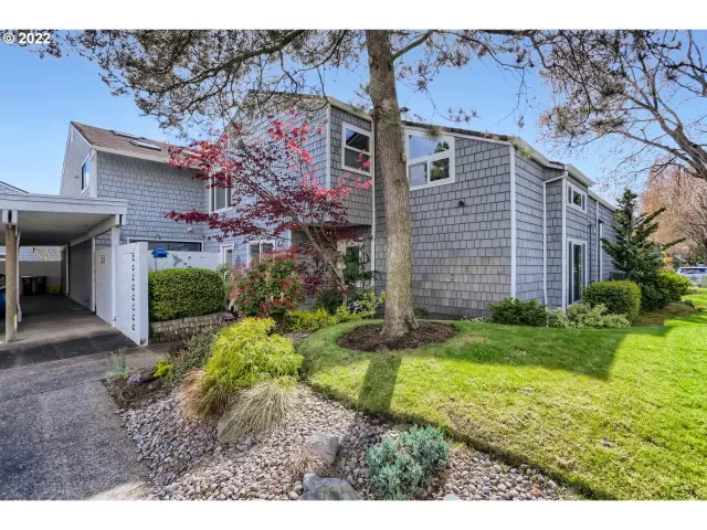 MLS: 22336467 Condo For Sale