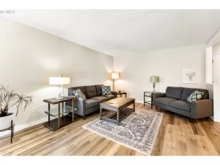 Photo #4: 22336827 Listing 