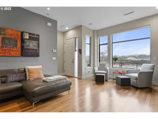 Photo #4: 22337684 Listing 