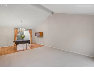 Photo #4: 22338061 Listing 