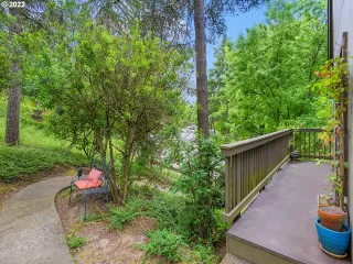 Photo #4: 22338391 Listing