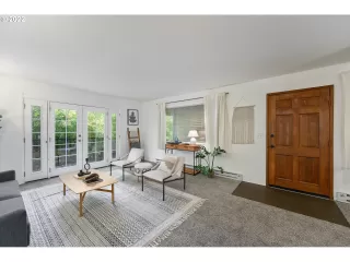 Photo #2: 22339782 Listing 