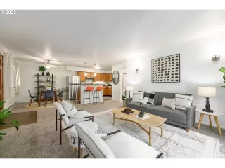 Photo #5: 22339782 Listing 