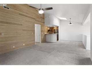 Photo #1: 22340363 Listing 