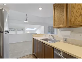 Photo #6: 22340363 Listing 