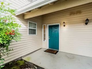 Photo #4: 22340589 Listing