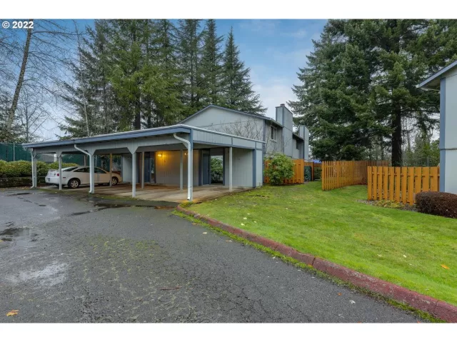 MLS: 22340871 Condo For Sale