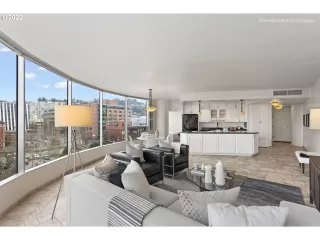 Photo #2: 22341275 Listing 