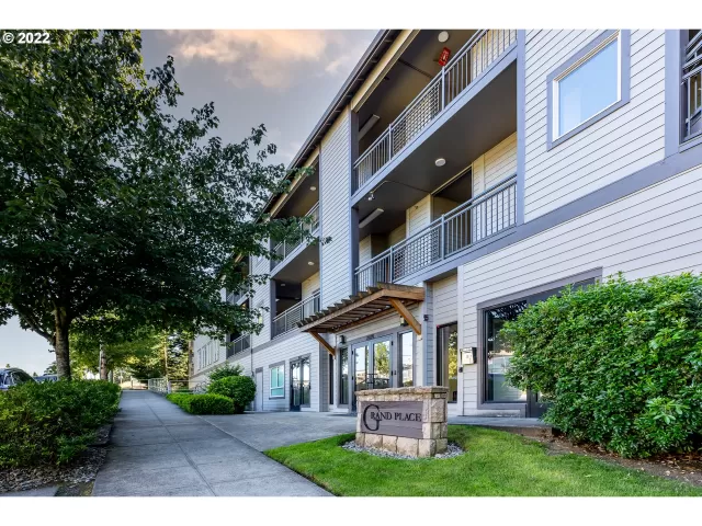 MLS: 22342158 Condo For Sale