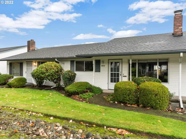 MLS: 22342192 Condo For Sale