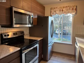 Photo #3: 22342344 Listing