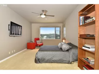 Photo #4: 22342652 Listing