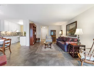 Photo #6: 22342955 Listing 