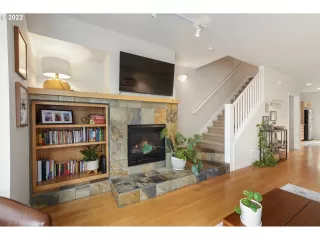 Photo #3: 22343052 Listing