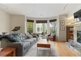 Photo #4: 22343052 Listing