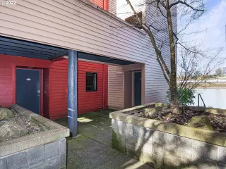 Photo #2: 22343823 Listing