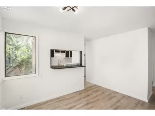 Photo #5: 22344131 Listing 