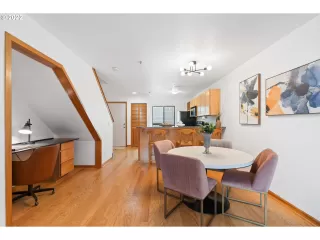 Photo #2: 22344263 Listing