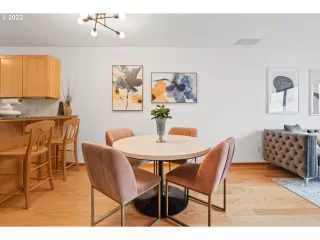 Photo #3: 22344263 Listing