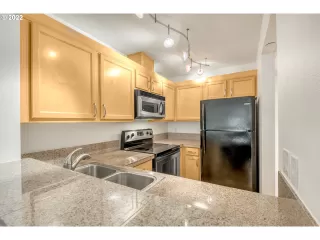 Photo #6: 22344821 Listing 