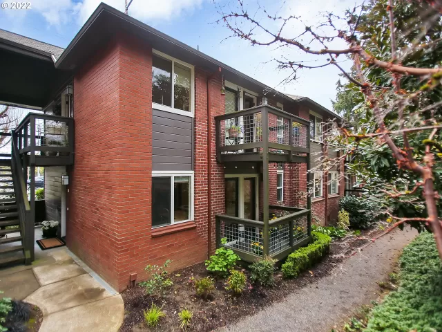 MLS: 22345237 Condo For Sale