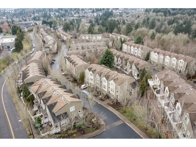 MLS: 22345877 Condo For Sale