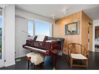 Photo #5: 22346712 Listing