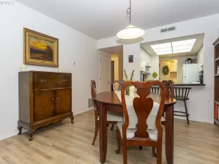 Photo #6: 22346749 Listing