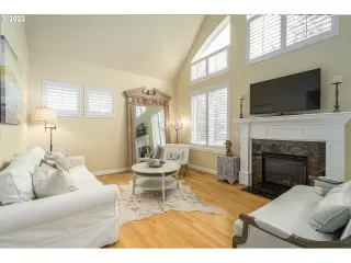 Photo #3: 22346905 Listing