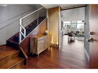 Photo #6: 22347884 Listing