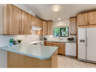 Photo #3: 22349085 Listing