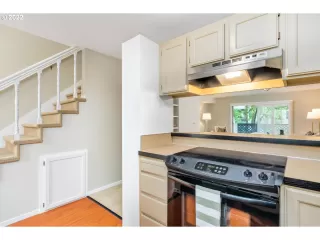 Photo #5: 22349303 Listing 