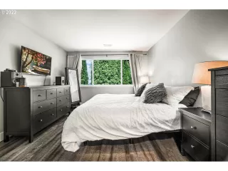 Photo #4: 22349833 Listing 