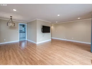 Photo #1: 22350574 Listing