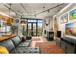 Photo #3: 22351521 Listing