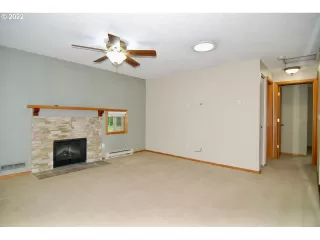 Photo #2: 22351810 Listing 