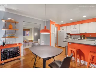 Photo #6: 22352737 Listing